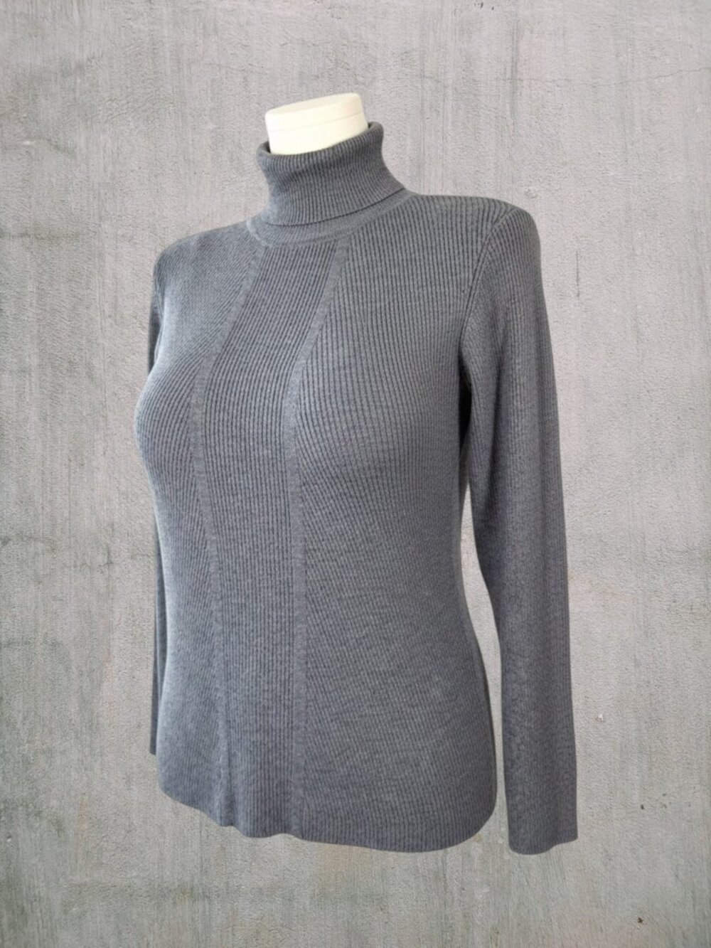 Cato Gray Stretch Ribbed Turtleneck Sweater – Plus Size 18/20W - Picture 1 of 10